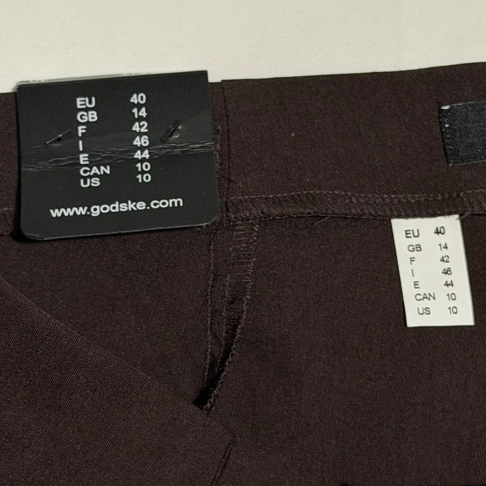 Robell Marie Slim Fit Trousers Brown Pull On Stretch Pants Womens Size US 10 NEW